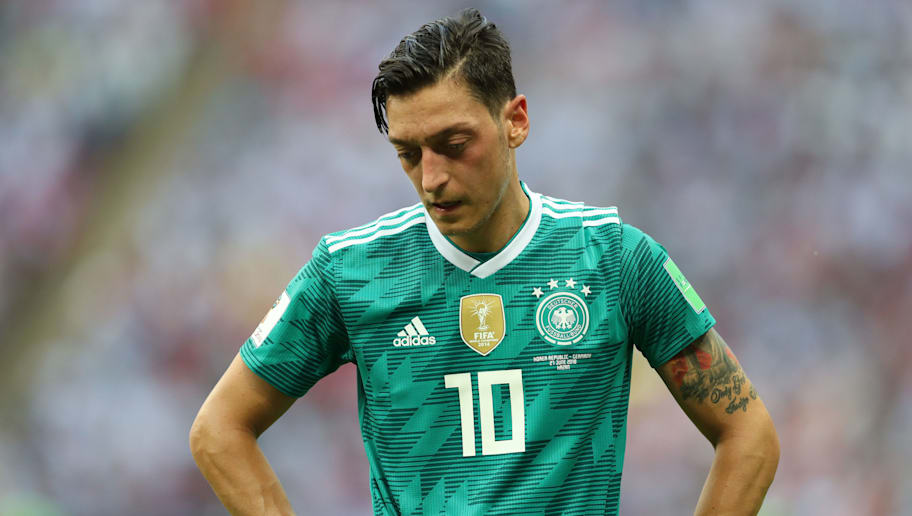 Mesut Özil's Father Encourages Him to Retire From ...