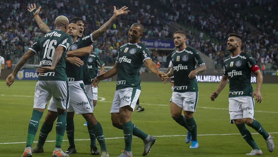 Candidato a presidente do Boca Juniors afirma que jogador quer deixar o Palmeiras e atuar no clube