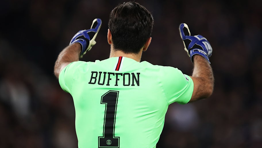 PARIS, FRANCE - NOVEMBER 28: Gianluigi Buffon of Paris Saint-Germain gestures during the Group C match of the UEFA Champions League between Paris Saint-Germain and Liverpool at Parc des Princes on November 28, 2018 in Paris, France. (Photo by Ian MacNicol/Getty Images)