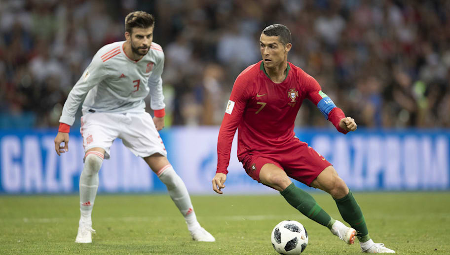 Gerard Pique Hits Out At Cristiano Ronaldo S Tendency To Dive Backs De Gea To Recover From Gaffe Ht Media