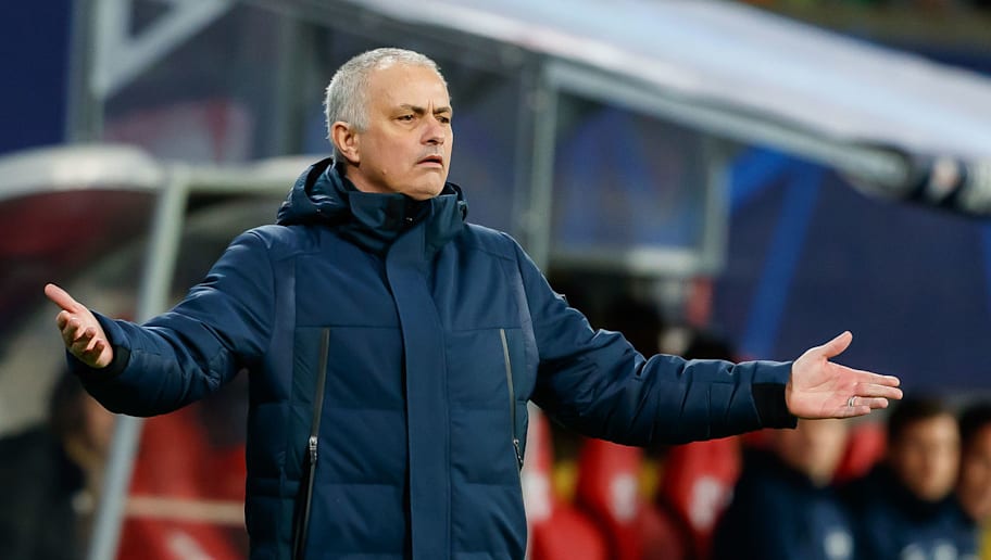Keluhkan Kondisi Skuat, Mourinho Akui Spurs Sulit untuk ...