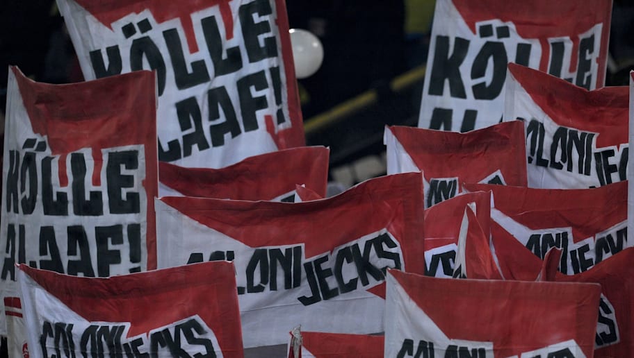 1 Fc Koln Stellt Karnevalstrikot Vor Fans Unterschiedlicher Meinung German Site