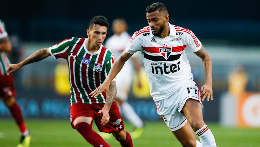 [OLHO NO RIVAL] Esposa contrai Covid-19 e centroavante do Flu vira desfalque contra o São Paulo