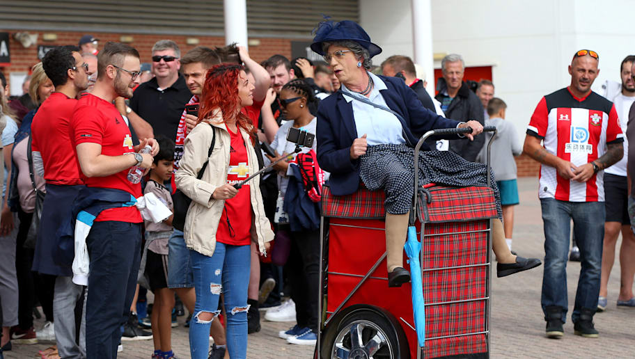 6444918 Susunan Pemain Premier League Southampton Vs Manchester United