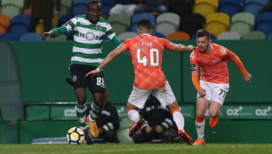 Galatasaray A Sporting Lizbon Dan Seydou Doumbia Onerildi 90min