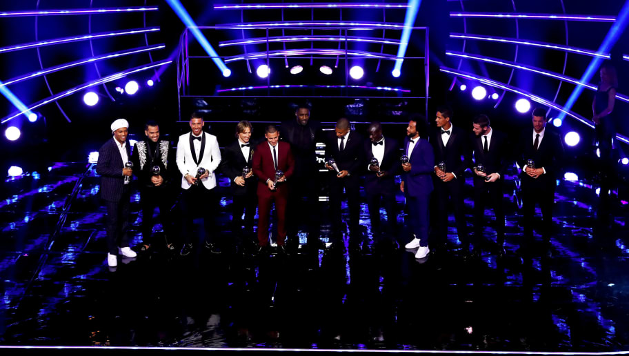 LONDON, ENGLAND - SEPTEMBER 24:  The FIFA FIFPro World 11 pose for a photo on stage during the The Best FIFA Football Awards Show at Royal Festival Hall on September 24, 2018 in London, England.  (Photo by Dan Istitene/Getty Images)