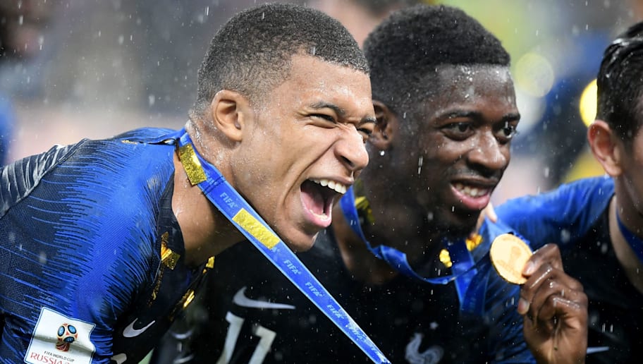 Le Joueur Le Plus Fort Du Monde Les 7 futurs meilleurs joueurs du monde selon FIFA 19 | 90min