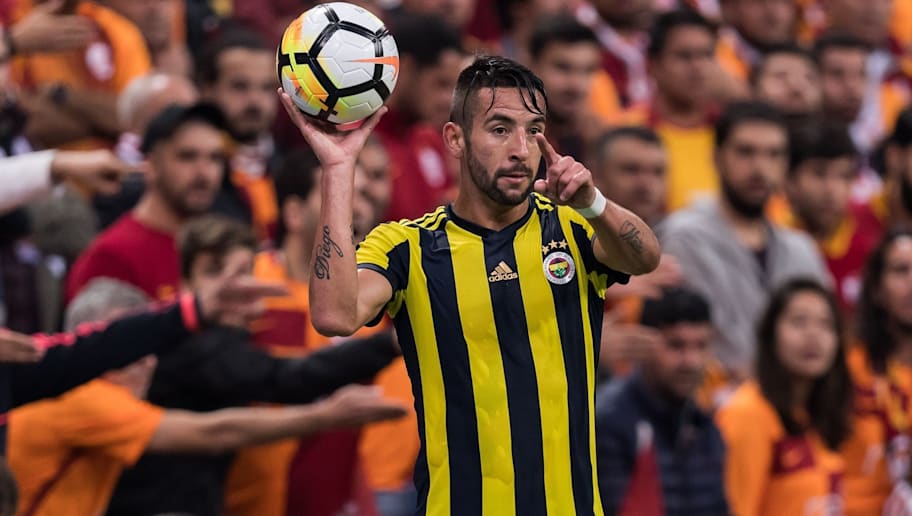 Aykut Kocaman In Ayriliginin Ardindan Mauricio Isla Karar Degistirdi 90min