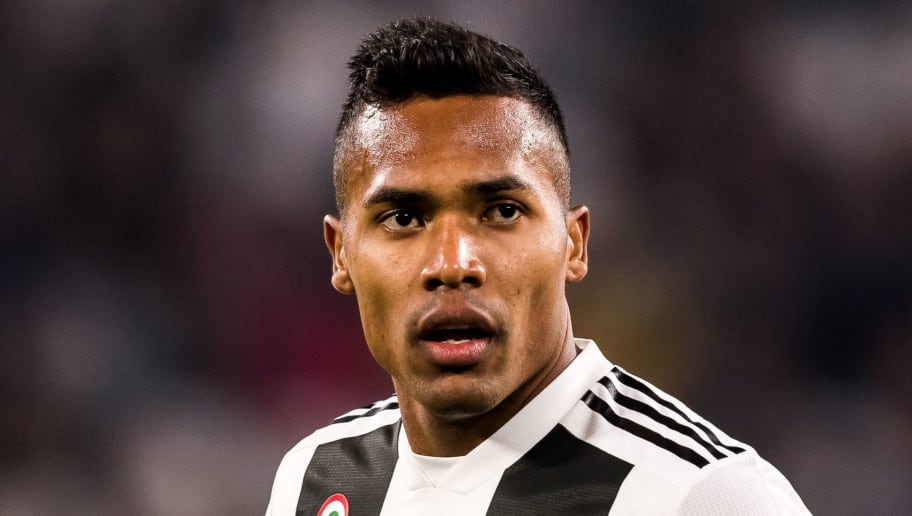 Alex Sandro Lobo Silva of Juventus FC during the UEFA Champions League group H match between Juventus FC and Young Boys at the Allianz Arena on October 02, 2018 in Turin, Italy(Photo by VI Images via Getty Images)