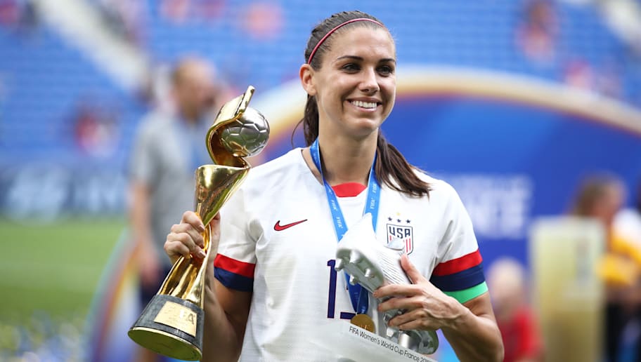 VÍDEO | La viral celebración de Alex Morgan en el vestuario tras ...