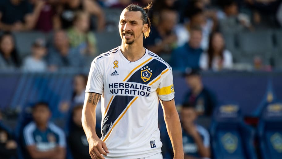 Insolite Le Nouveau Cadeau D Anniversaire Que S Est Offert Zlatan 90min