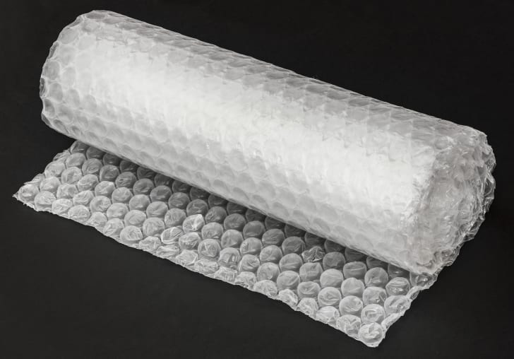 extra large roll of bubble wrap