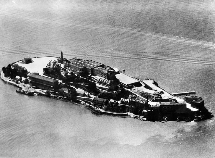 An arial view of California's Alcatraz from the 1930s.