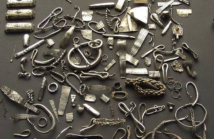 7 Of The Biggest Treasure Troves Ever Found Mental Floss
