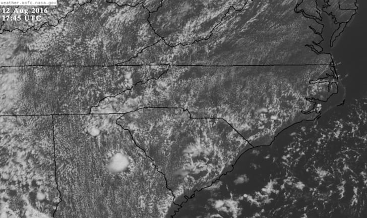 What S The Difference Between Scattered And Isolated Thunderstorms Mental Floss