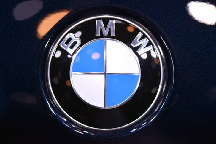 The Stories Behind 20 Famous Car Logos Mental Floss