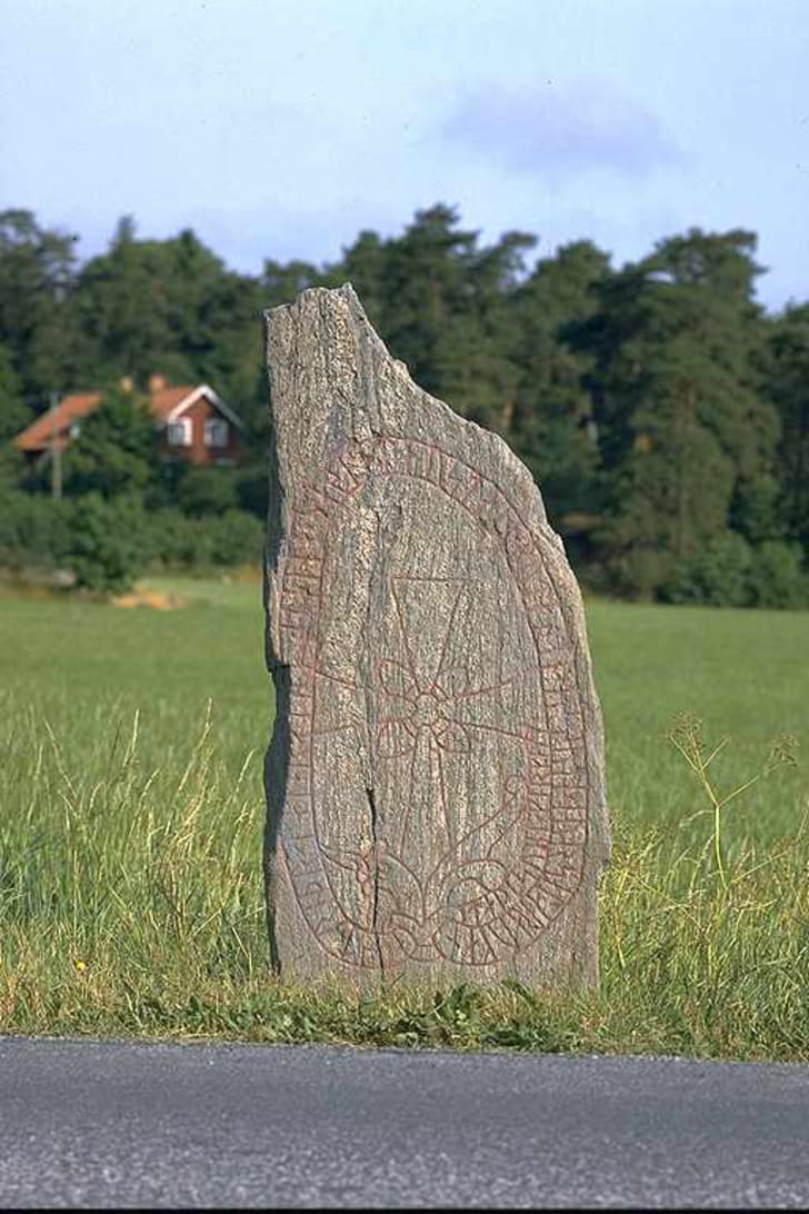 12 hechos sorprendentes sobre las piedras rúnicas vikingas