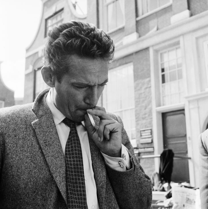 August 1958: British actor Peter Finch (1916 - 1977) at Pinewood Studios, for the filming of the Michael McCarthy picture 'Operation Amsterdam