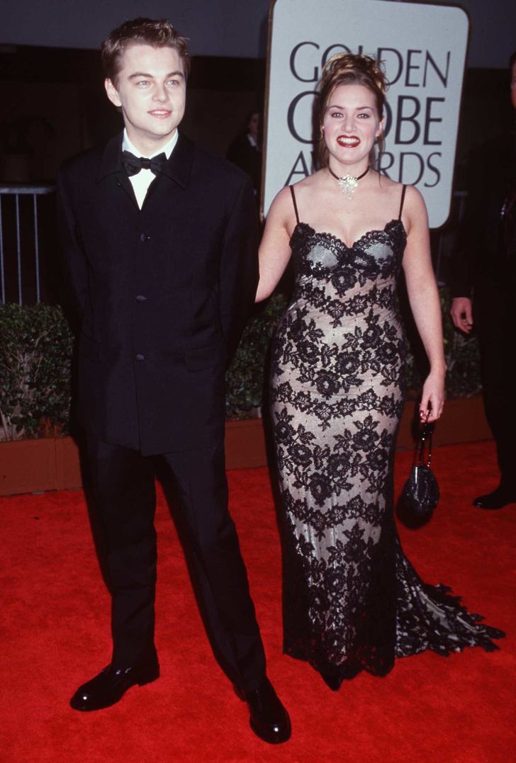 'Titanic' stars Leonardo DiCaprio and Kate Winslet at the 1998 Golden Globe Awards.