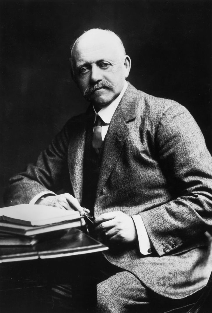 British builder William Willett, circa 1900.