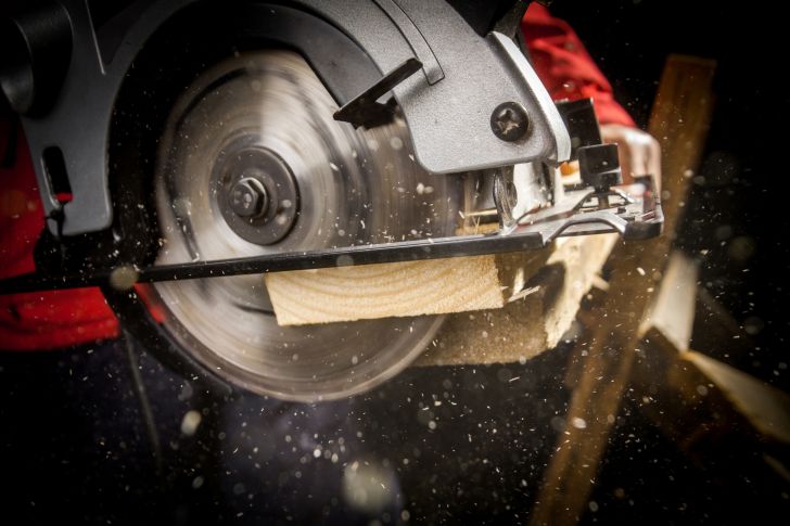 circular saw