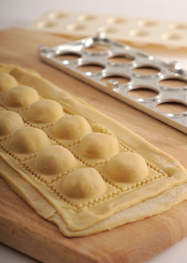 ravioli maker