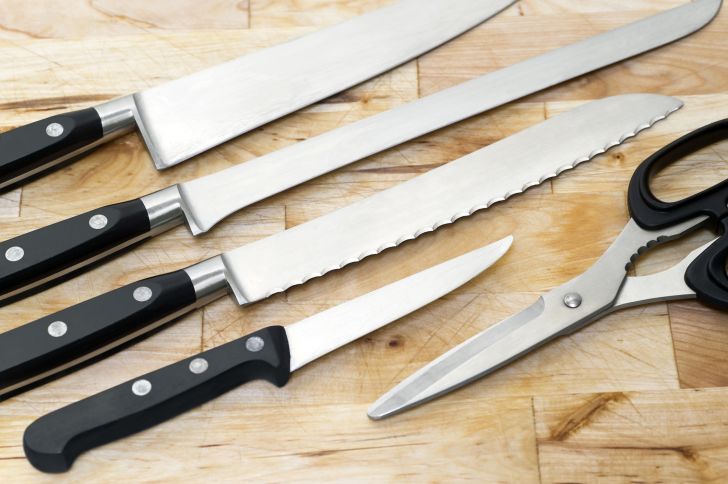 kitchen knives and scissors