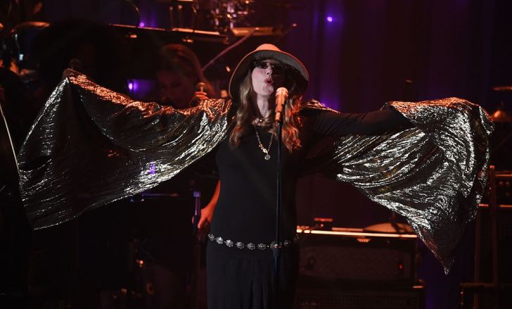 Carly Simon