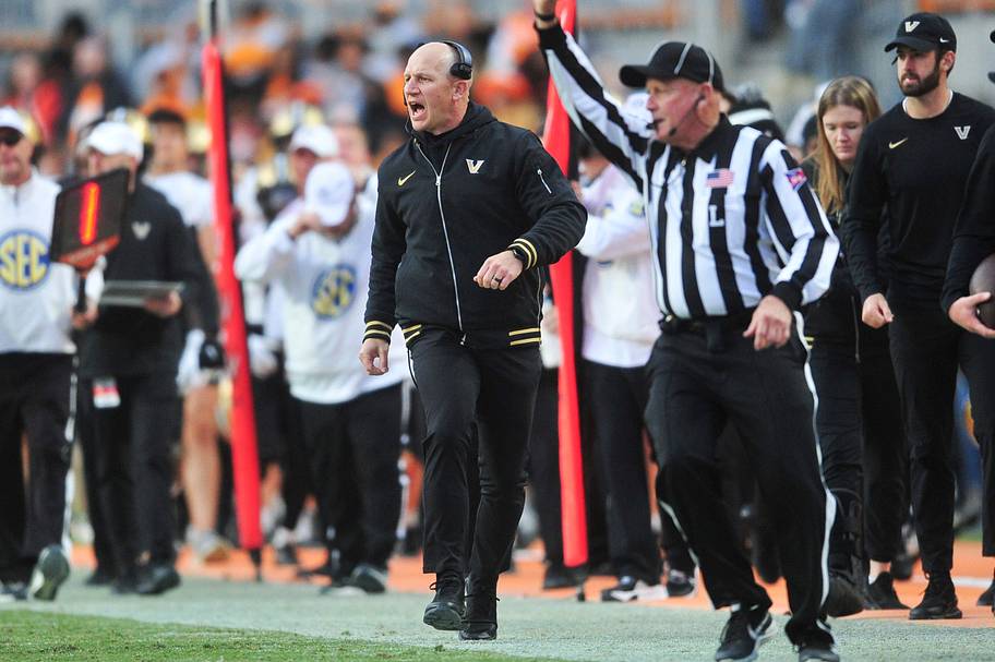 Vanderbilt head coach Clark Lea yells on the sideline.