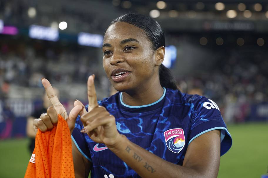 Trinity Byars signals after the NWSL match between San Diego Wave FC and Racing Louisville FC. 