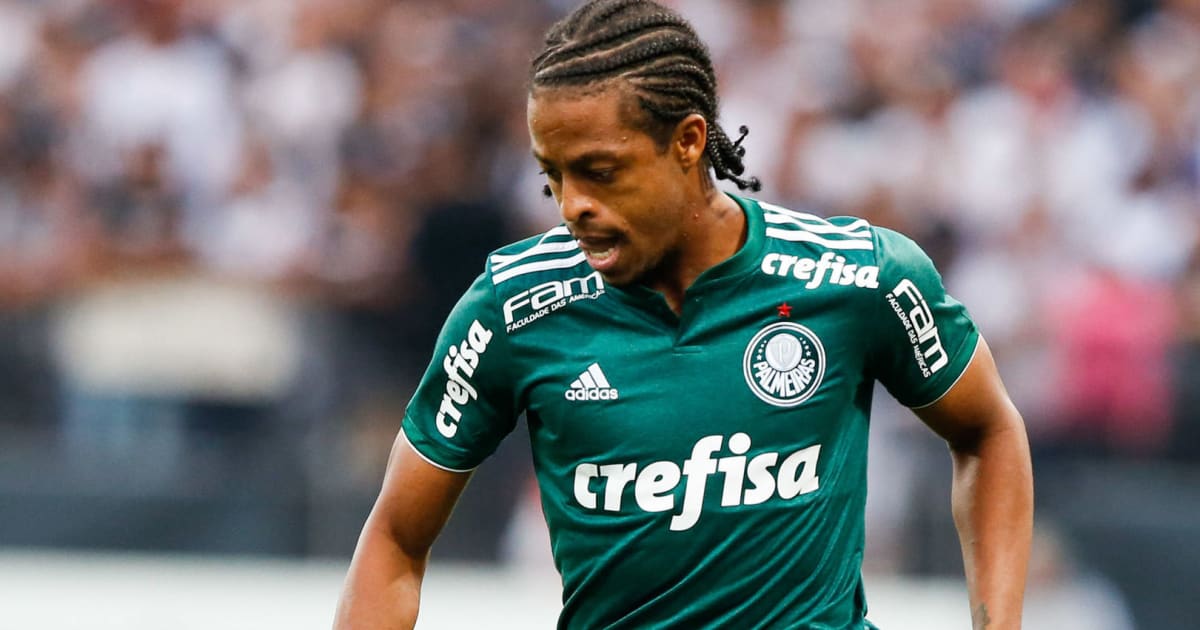 Palmeiras arrecada quase R$150 milhões, mas não investe em contratações 