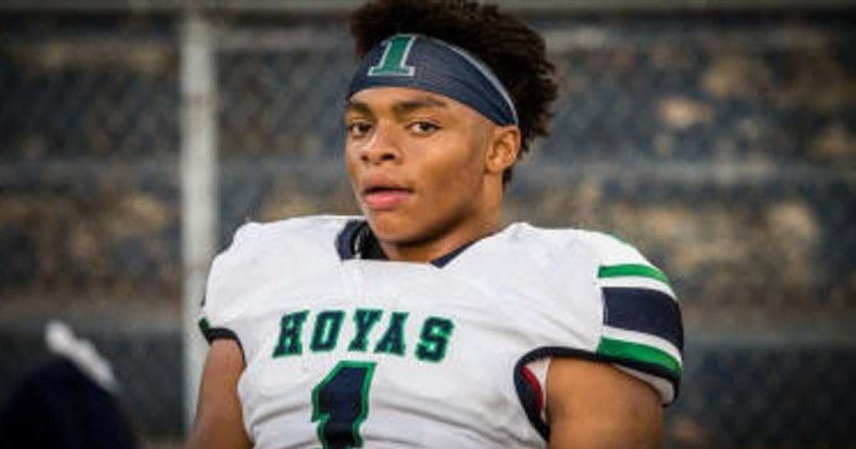 Kirby Smart Leaves Door Open for Justin Fields to Open the Season as the Starter 12up Kirby Smart Leaves Door Open for Justin Fields to Open the Season as the Starter 12up