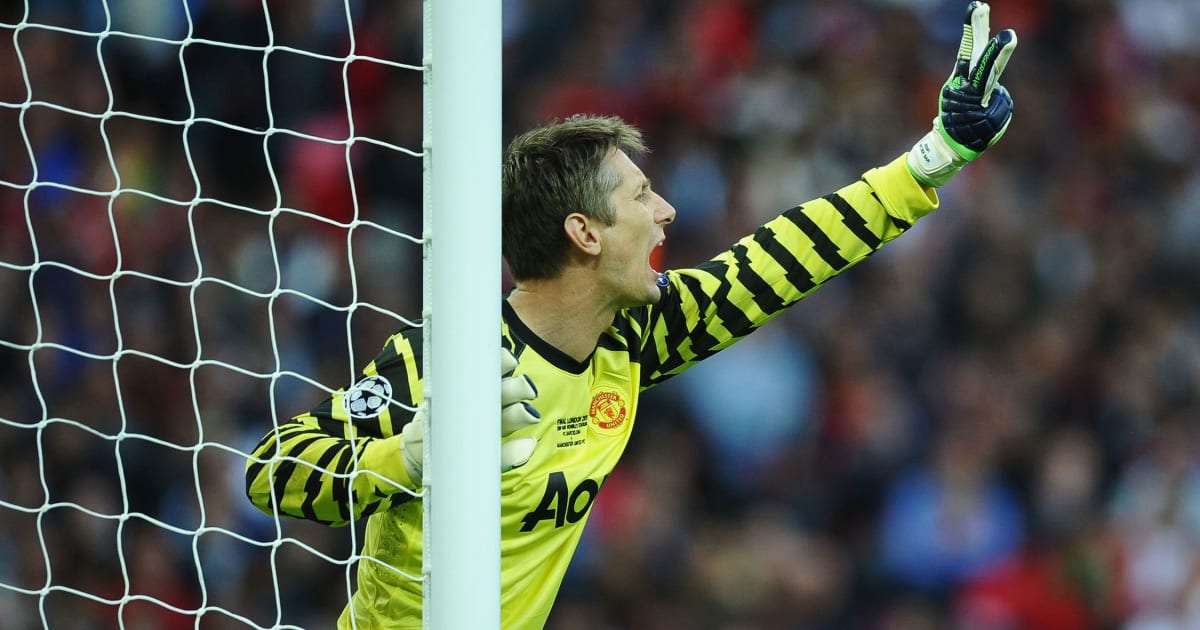Safe Hands: 9 Premier League Goalkeepers Who Inspired Their Teams to Premier League Glory
