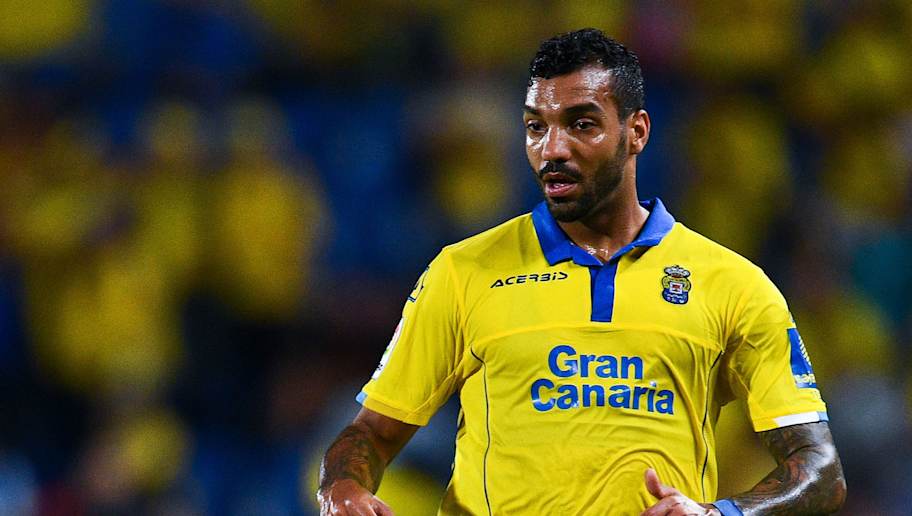 Com Jô como exemplo, Corinthians inicia preparação de Michel Macedo