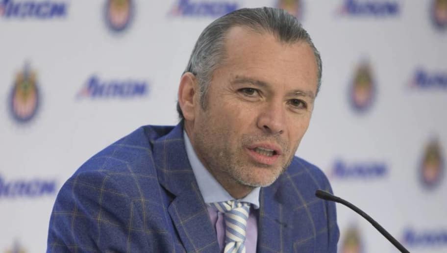 Higuera beneficia a otro equipo a costa de Chivas