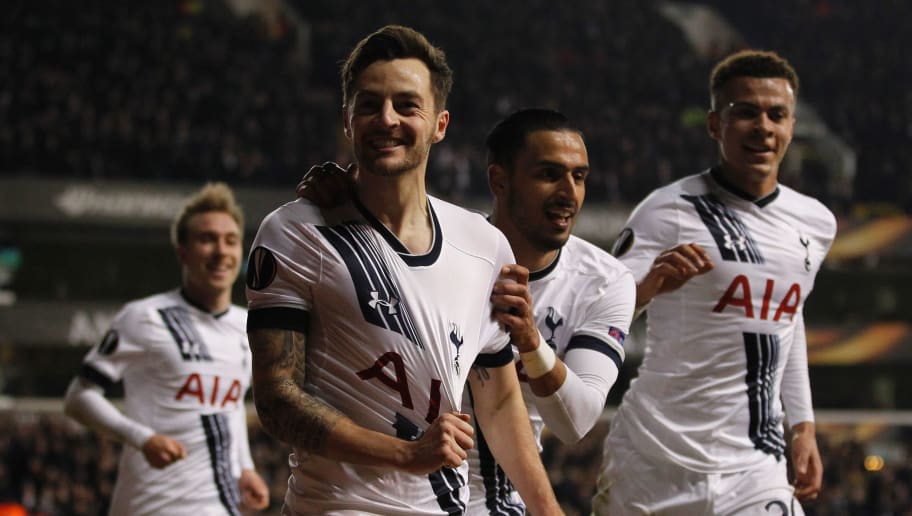 One Of Our Own Tottenham Hotspur Fans Get Sentimental After Ryan Mason S Trip Down Memory Lane 12up