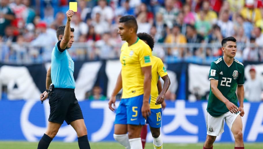 Каземиро перебрал карточек в 1/8 финала ЧМ-2018 и пропустит матч против Бельгии