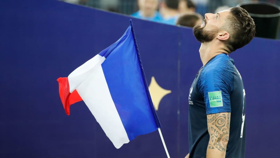 Olivier Giroud Aiming to Fight for His Place in Chelsea's Starting XI Despite Marseille Talks