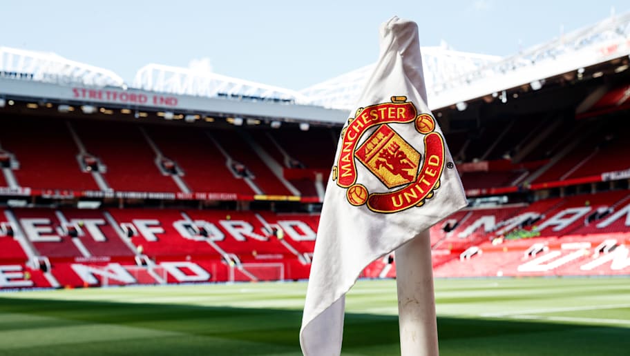 Man Utd Invite Thai Boys Football Team Coach To Old Trafford Following Cave Rescue Wp Apple News