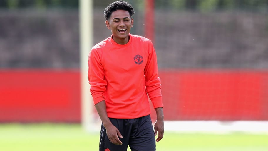 Manchester United Full-Back Demi Mitchell Officially Rejoins Scottish Side Hearts on Loan