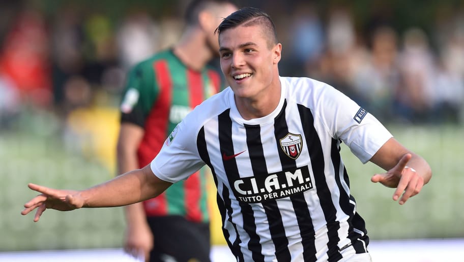 Wolves Make Contact With Juventus Regarding the Availability Starlet Andrea Favilli
