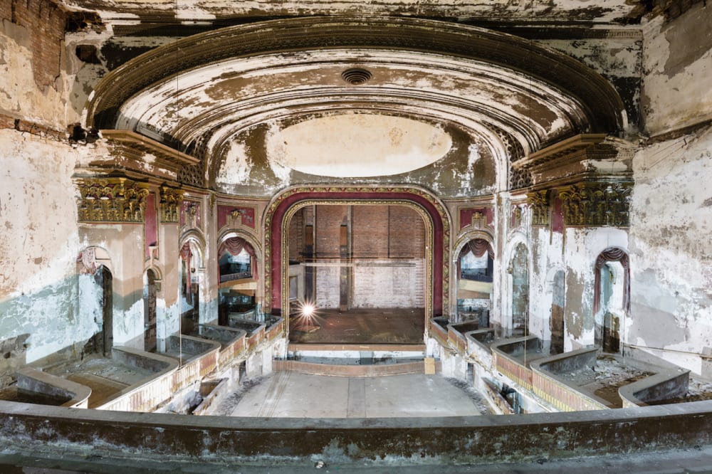 15 Eerily Beautiful Photos of Abandoned Movie Theaters Mental Floss
