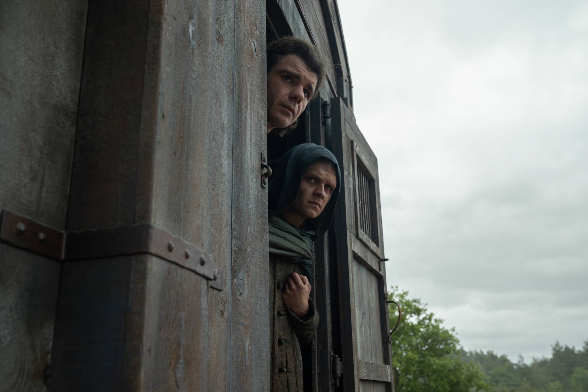 Matthew Needham and Tom Glynn-Carney in House of the Dragon season 3