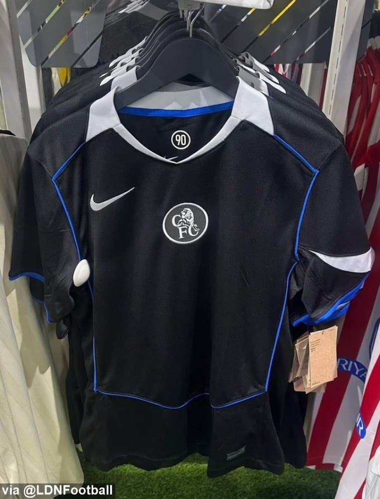 Le maillot third de Chelsea présent en boutique
