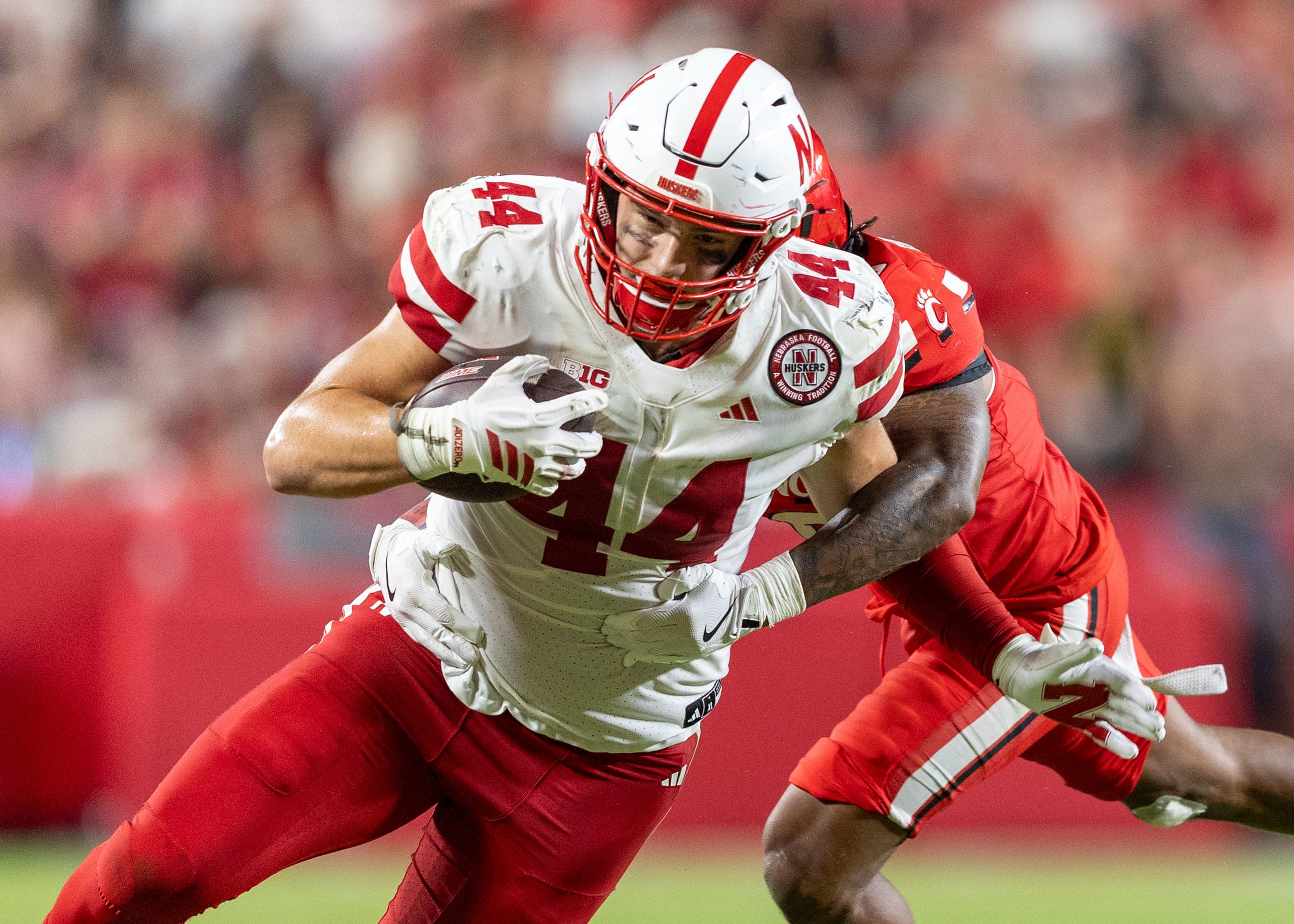 Picking up five yards on this play against Cincinnati on Aug. 28, 2025 is Nebraska tight end Luke Lindenmeyer. 