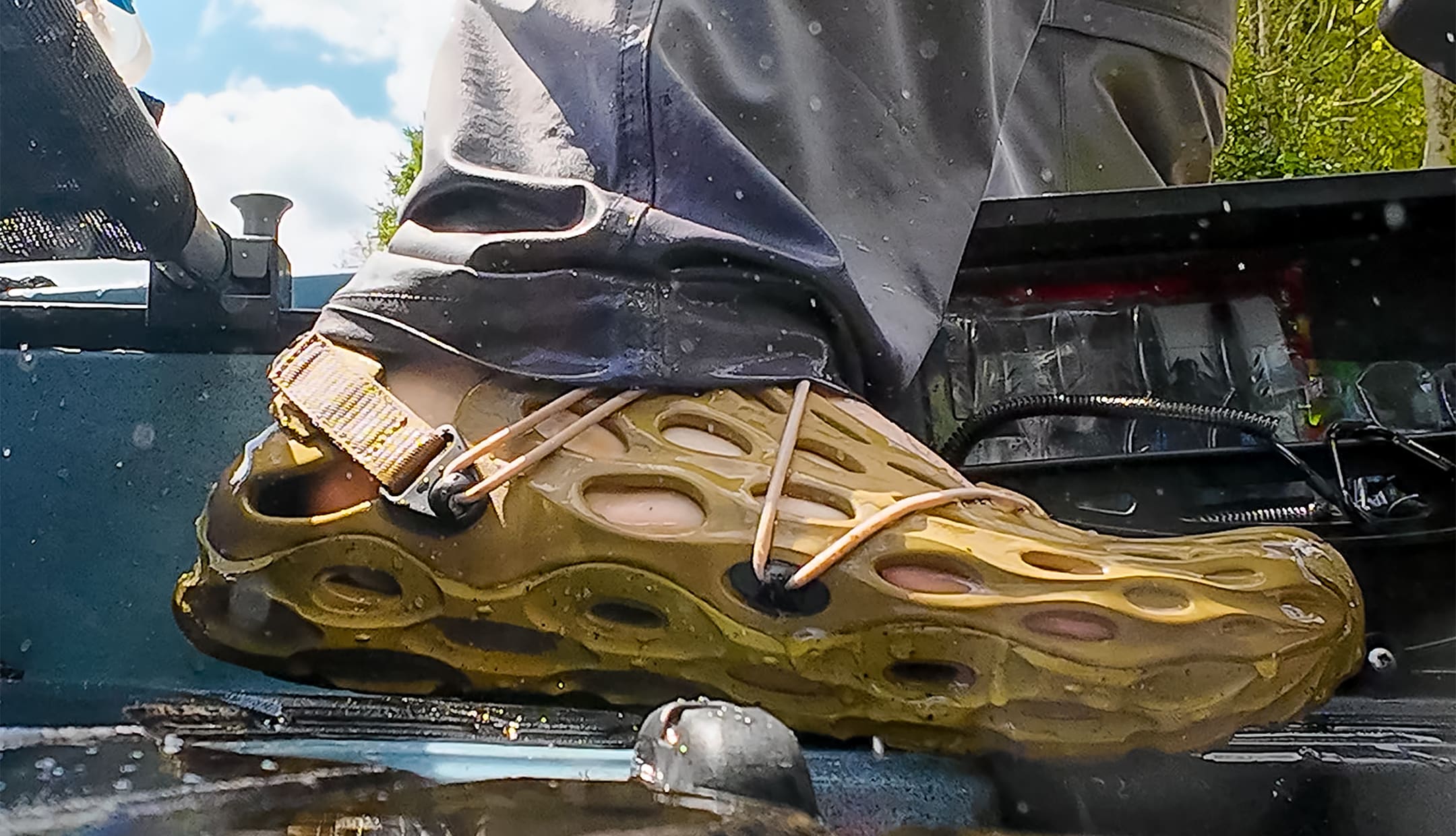 Water shoes for wide feet on sale