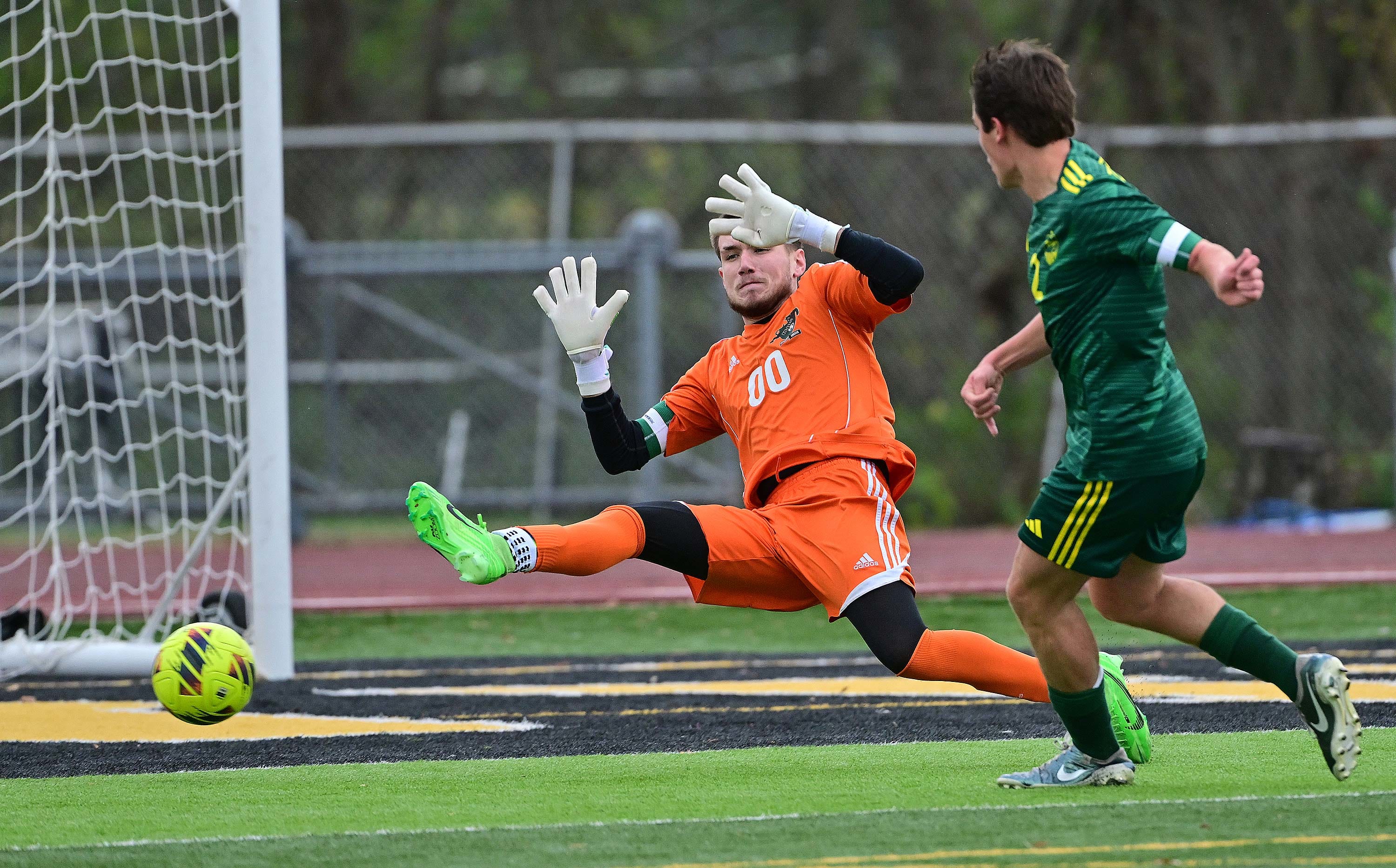 Missouri boys high school soccer: Mehlville vs. Lindbergh