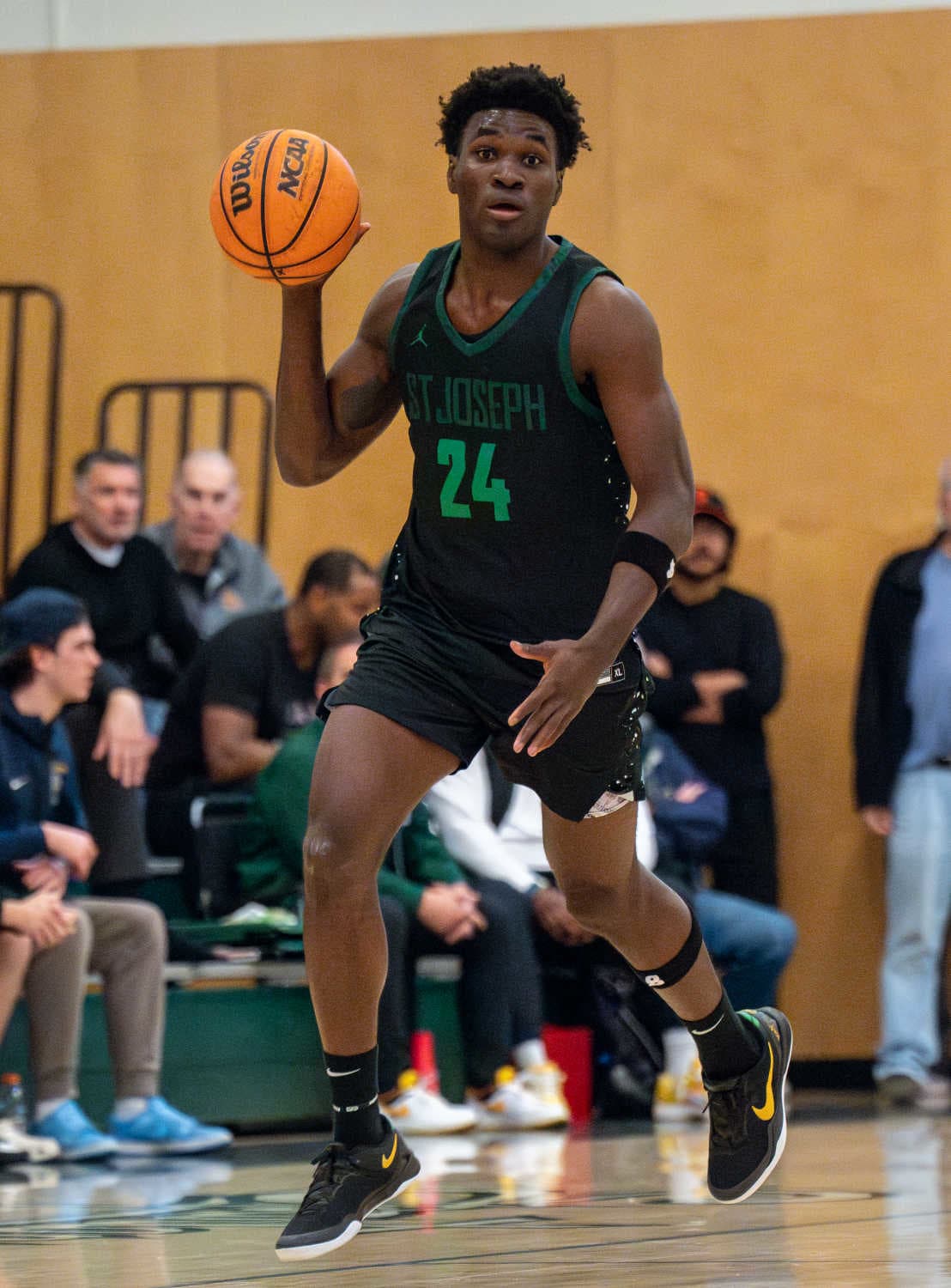 High school boys basketball St. Joseph Santa Maria California