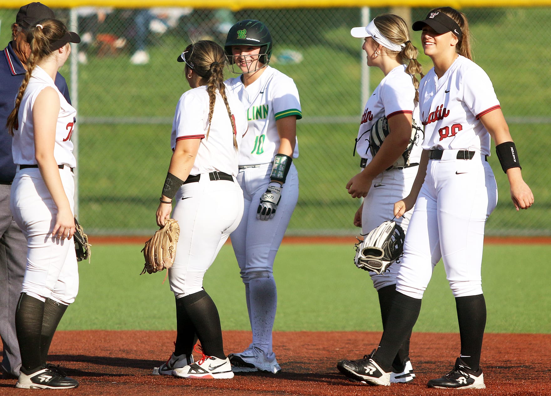 West Linn Lions softball 