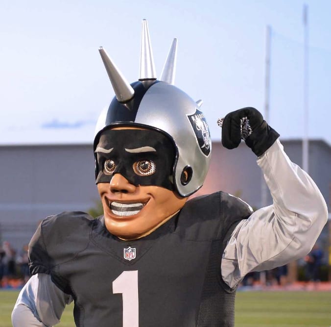 Bishop Gorman (NV) vs. East St. Louis (IL) Varsity high school football showdown- Sep. 15, 2025 